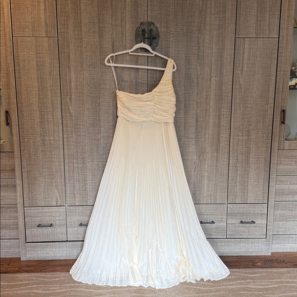 By Anthropologie Forever That Girl One-Shoulder Pleated Dress - Picture 13 of 17